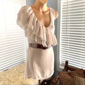 BEAUTIFUL creamy ruffled blouse!! EUC!